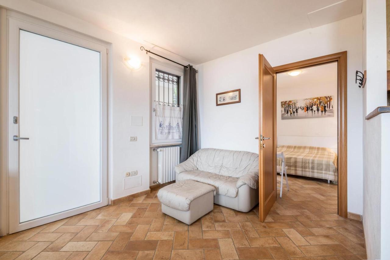 Apartamento Al Agave Sotto Toscolano-Maderno Exterior foto